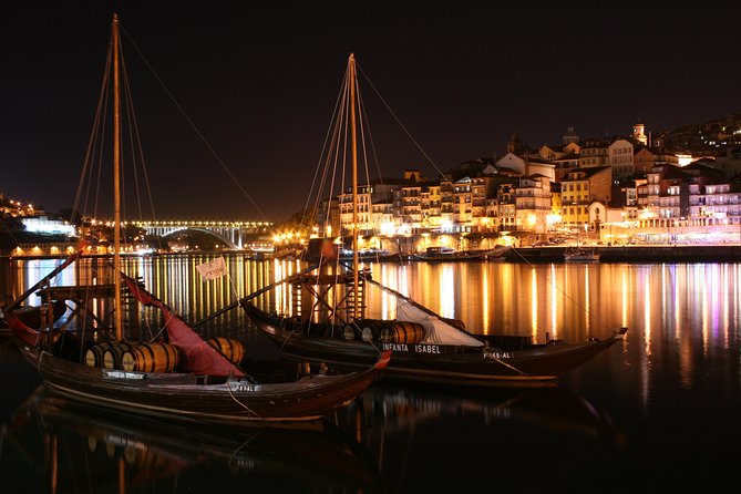 Fado Dinner Show and Night Lights Tour in Porto - Price and value: what $114.02 buys you in real terms