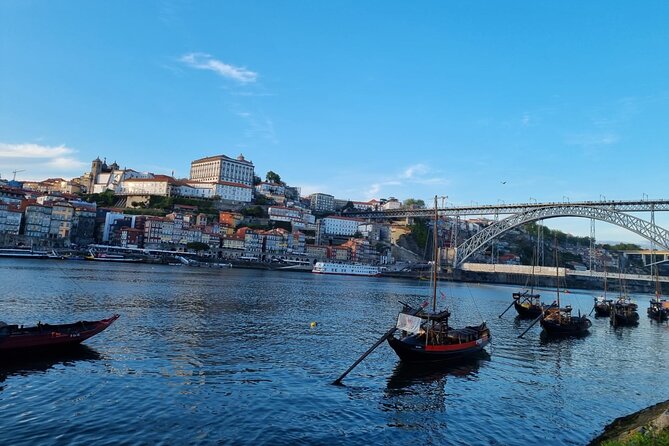 Fado Tour with Guide, Dinner & Live Show in Porto - A Porto Fado Night That Starts With Story, Not Just Songs