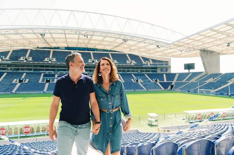 FC Porto: Museum & Tour - Practical Gotchas: Audio, Dressing Rooms, and Stadium Limits
