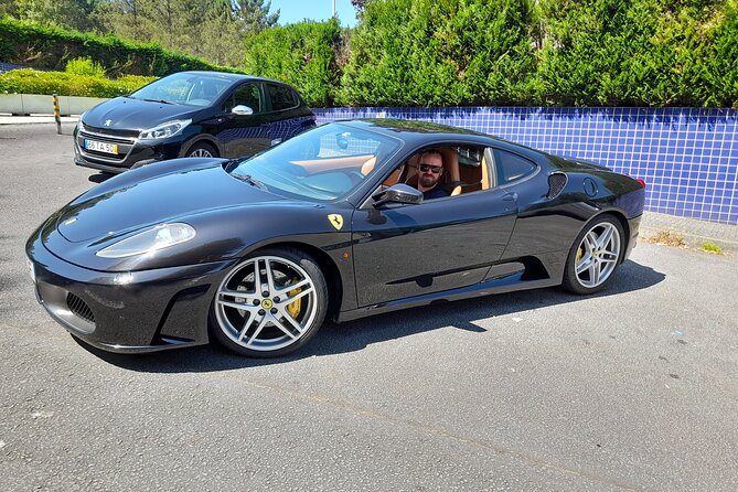 Ferrari driving experience on motorway in Braga - Behind the wheel or in the passenger seat, what you’re really choosing