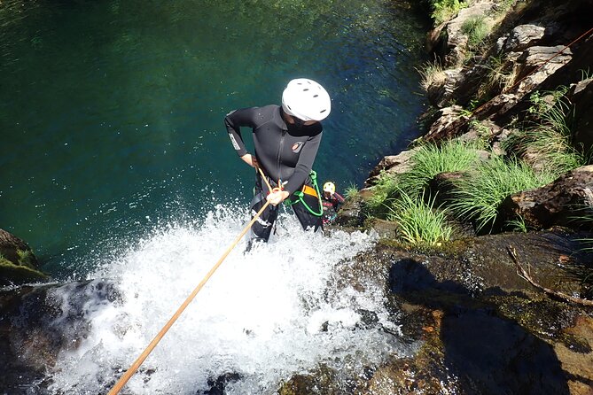 From Arouca: Canyoning Adventure - Adventure Tour - The 5-hour flow: from the JUST COME meeting point to the waterfalls