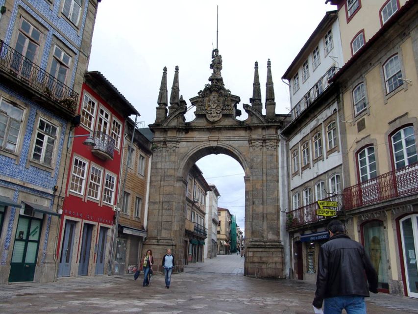 From Oporto: Braga Half-Day City Tour - Free time in Braga: shopping, walking, and finding your own pace
