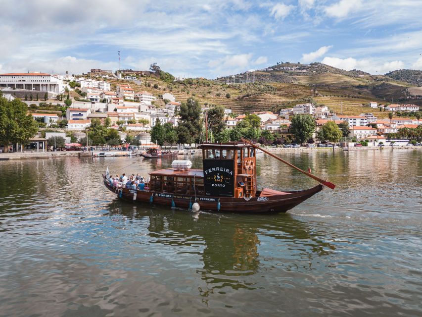 From Pinhão: Douro Valley Rabelo Boat Tour with Audio Guide - Quinta Stops You Can See, Quinta Culture You Can Read