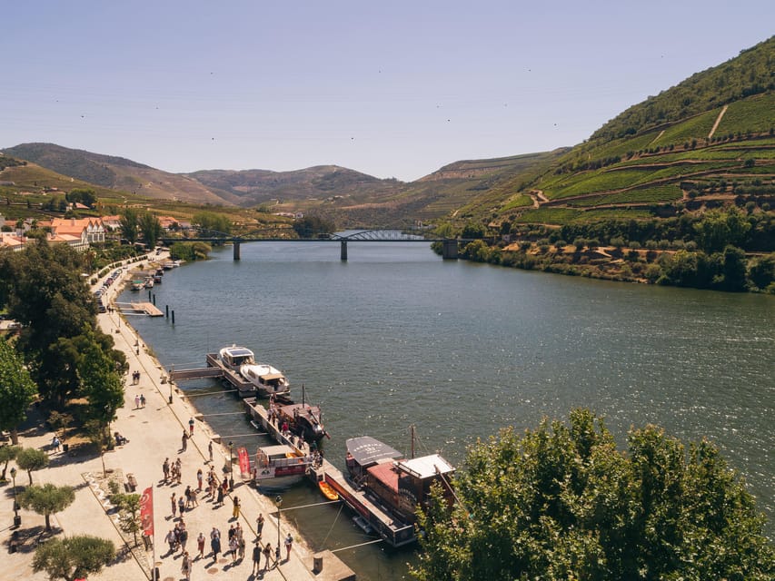 From Pinhão: Douro Valley Rabelo Boat Tour with Port Wine - Passing Key Estates Without a Hop-by-Hop Schedule