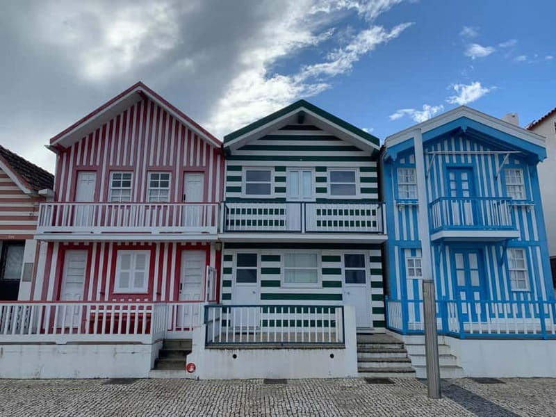 From Porto: Aveiro & Coimbra Tour with Moliceiro Boat Cruise - The moliceiro boat cruise: the view that changes everything