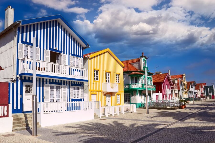 From Porto: Aveiro Half-Day Tour with 1-Hour Cruise - Meeting point and what to bring for a smooth start