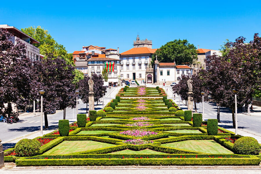 From Porto: Braga and Guimarães Full-Day Trip - Braga Cathedral and the historic center: old faith, old stone