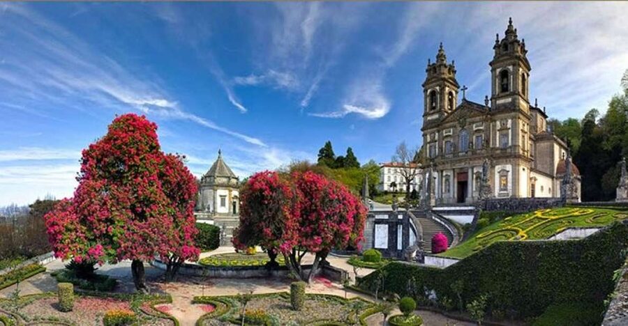 From Porto: Braga and Guimarães Small Group Tour with Lunch - Why Braga and Guimarães feel like a time machine from Porto