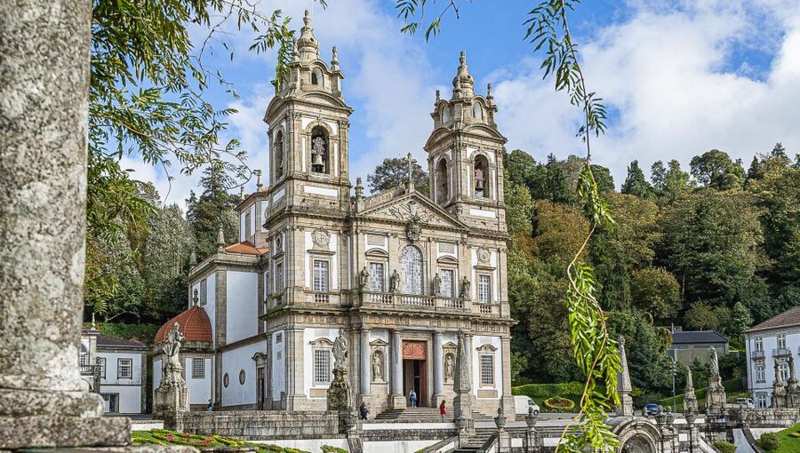 From Porto: Braga & Guimarães full day experience with lunch - Getting from Porto: small-group van comfort and realistic timing