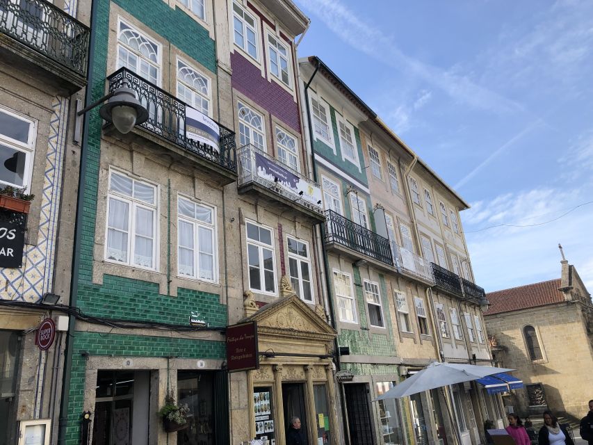 From Porto: Braga & Guimarães with Lunch Small Group Tour - Porto Pickup and the Smooth Van Ride North to Braga