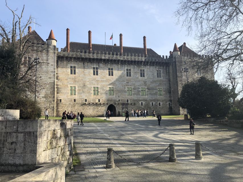 From Porto: Braga & Guimarães with Lunch Small Group Tour - Who Should Book This Braga and Guimarães Tour?