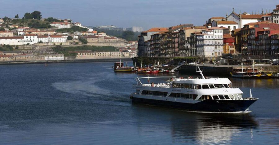 From Porto: Douro River Cruise, Winery Visit & Lunch - Getting started at Cais da Estiva in Porto