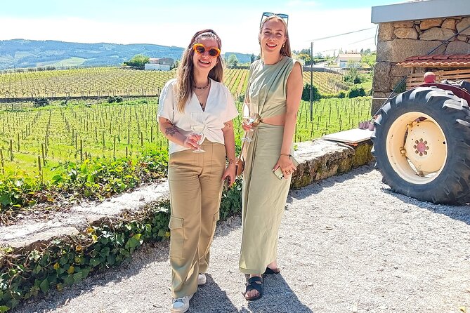 From Porto: Douro Valley Tour with 2 Wineries, Lunch and Cruise - What to wear and what to bring for a full Douro day