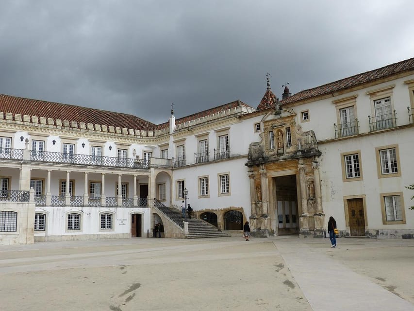 From Porto: Fátima and Coimbra Tour - Chapel of the Apparitions: the emotional center of the day