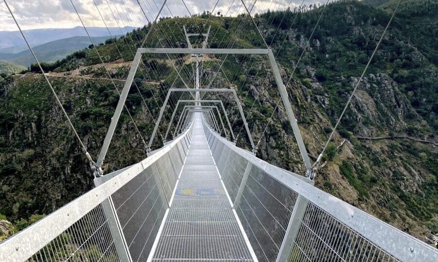 From Porto or Aveiro: 516 Arouca Suspended Bridge Tour - Passadiços do Paiva: 8 Kilometers Along the Paiva River