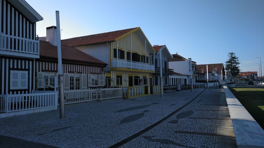 From Porto Private Tour Half Day in Aveiro and Costa Nova - A half-day that stitches canals and beach color into one smooth outing