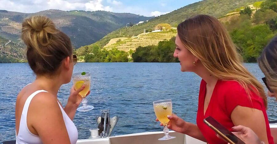 From Porto: Small-Group Douro Valley Wine Tour Lunch & Boat - Pinhão Winery Stop: Tastings With Douro Focus