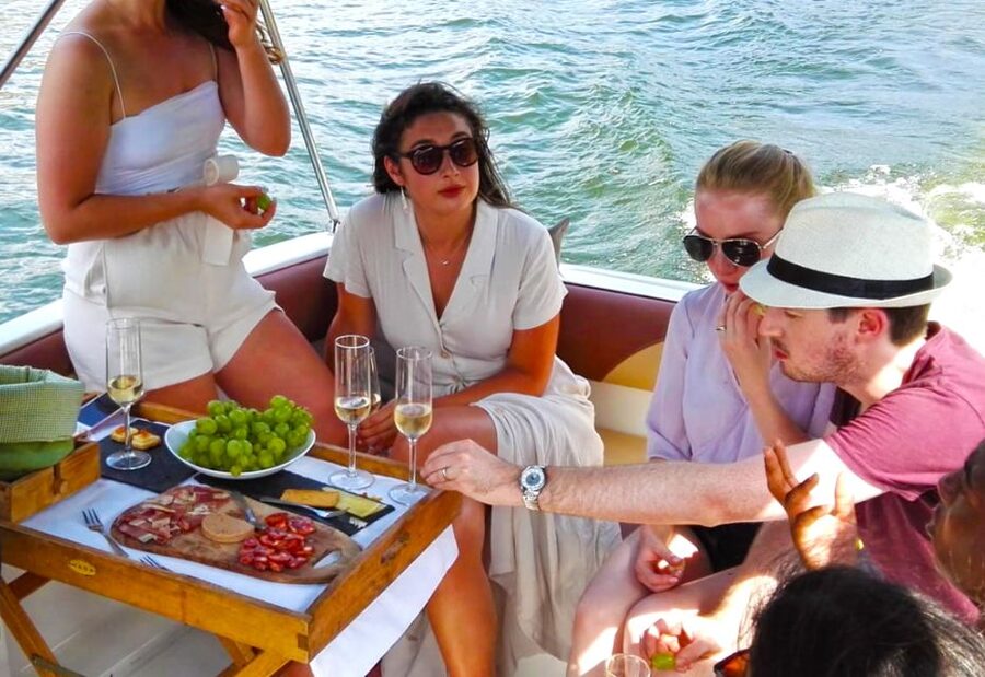 From Porto: Small-Group Douro Valley Wine Tour Lunch & Boat - The Role of the Guide: Why It Changes the Day
