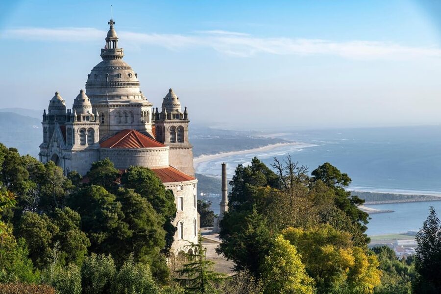 From Porto: Viana do Castelo, Braga and Guimarães Day Tour - Viana do Castelo’s old center: cobblestones, cafés, and easy free time