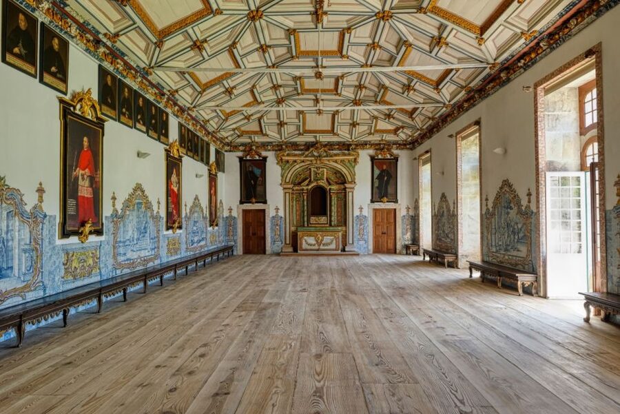 From Porto: Wonders of Braga & Guimaraes Private Day Trip - Who This Private Day Trip From Porto Is Best For