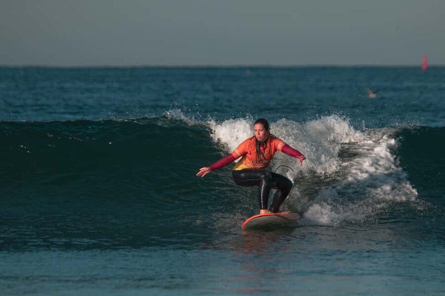 Group Surf Lesson - Who This Lesson Is For, and Who Should Skip It