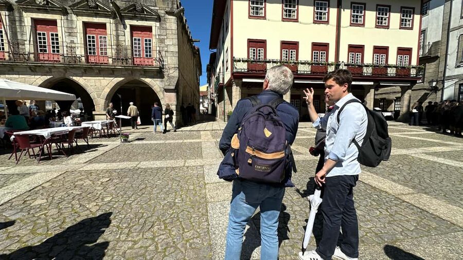 Guimarães Experience - Starting at Campo de São Mamede, then climbing to the castle views