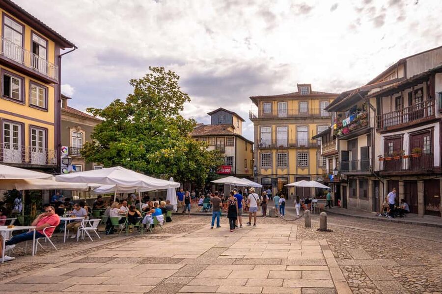 Guimarães: Flexible Walking Tour in Historic Center - Price and time: getting a lot of city for $8