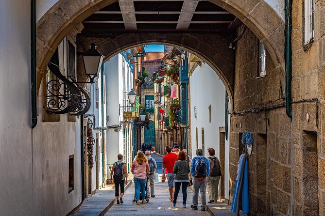 Guimarães: Half Day Private Tour from Porto - Guimarães Castle on Monte Largo: Views That Actually Pay Off