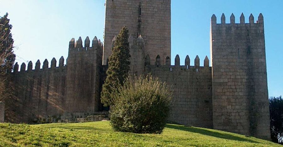 Guimarães Tour(4Hours): From Oporto;City Tour- Half Day Trip - Who this Guimarães half-day from Porto is best for