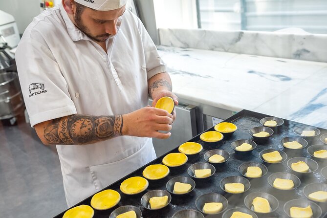 Half-Day Walking Tour Tasting Local Food in Porto - Mercado do Bolhão: where Porto flavors make sense