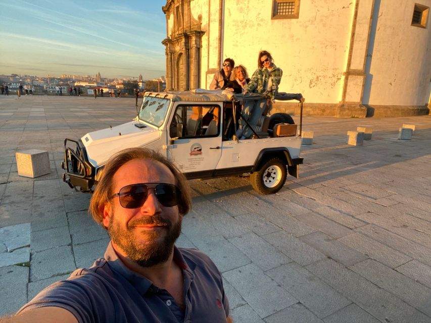 Historic adventure convertible UMM Portugues military jeep - Key highlights you will notice right away
