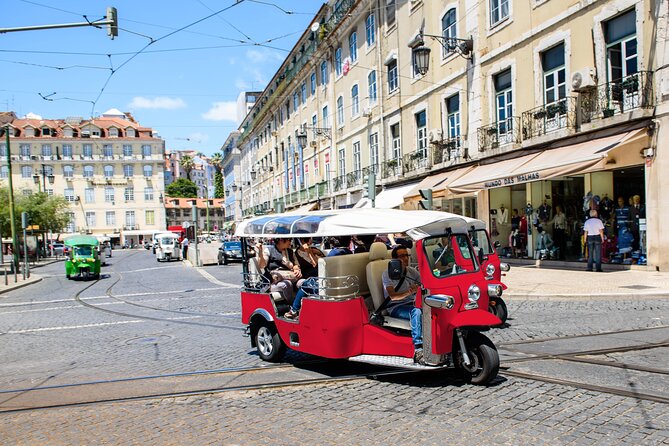 Historic Porto by Private Electric Tuk Tuk to Top Landmarks - Clérigos Tower: the Porto postcard moment