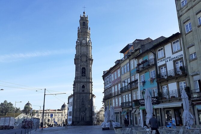 Historic Porto by Private Electric Tuk Tuk to Top Landmarks - UNESCO Historic Center, with a real-world route check
