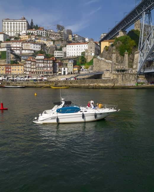 Luxury Douro Yacht Tour: Scenic Views & Complimentary Drinks - Who This Yacht Tour Suits Best