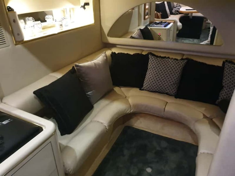 Luxury Douro Yacht Tour: Scenic Views & Complimentary Drinks - Your Yacht Experience: Comfort, Space, and the Name Purple