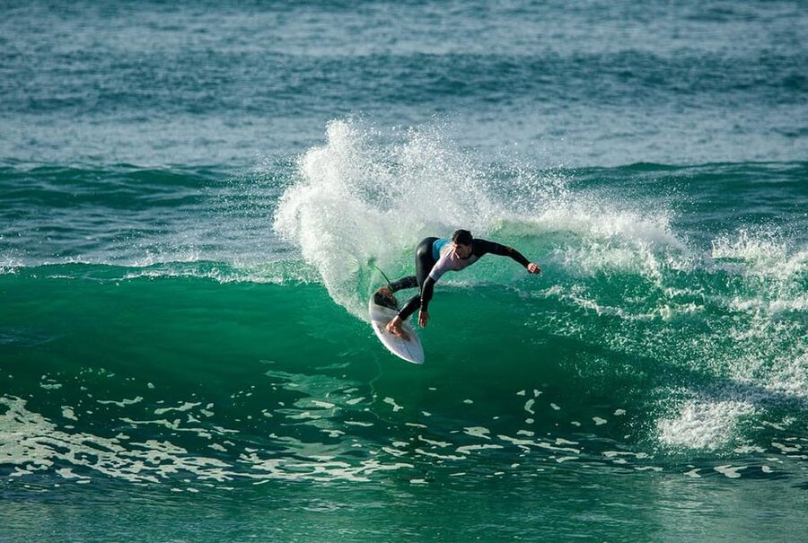 Matosinhos: Best surf Lesson with all equipment - Matosinhos Beach and why this surf lesson fits beginners