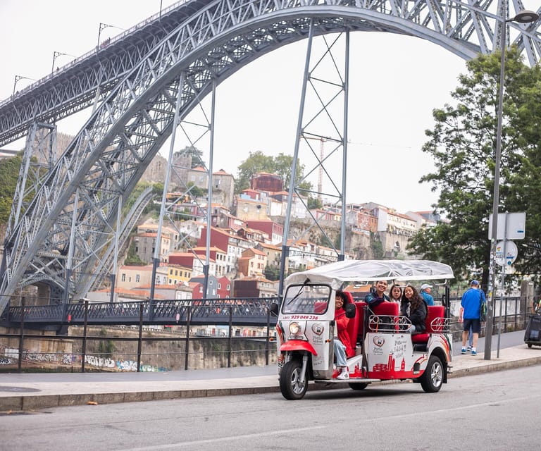 Oporto Tuk Tuk Tour: Among bridges and mysteries - 1.30h - Freixo Bridge to São João Bridge: Eastern Porto to Modern Lines