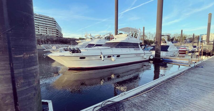 Passeio de barco rio douro inesquecível - Getting on board at Restaurante Marina do Freixo (and why the marina matters)