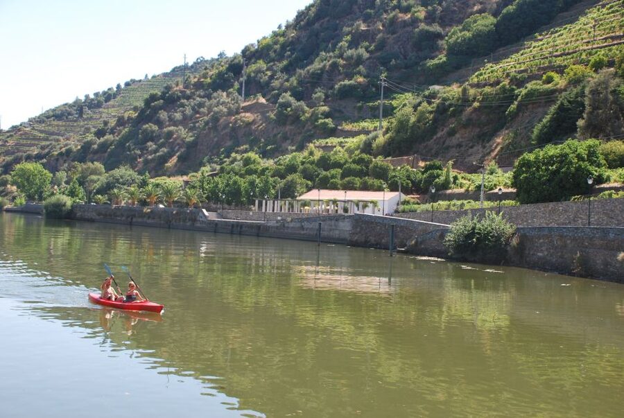 Pinhão: Douro Valley Rabelo Boat Tour and Kayak Experience - Pinhão’s Douro River launch point and why this tour starts here