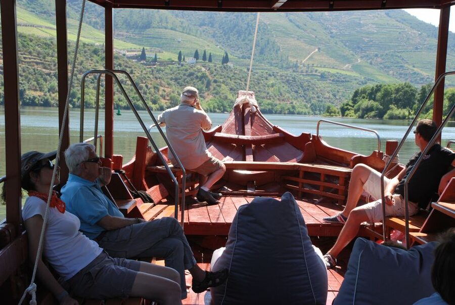 Pinhão: Private Rabelo Boat Tour along the River Douro - Why This Rabelo Boat Tour From Pinhão Feels So Good