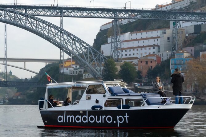 Port : Private Cruise in the Douro — 6 Bridges & Sunsets - The Massarelos area: Electric Car Museum and the feel of old infrastructure