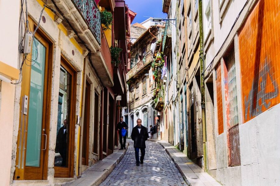 Porto: 2.5-Hour Private City Tour Off the Beaten Track - Key things you’ll notice on this tour