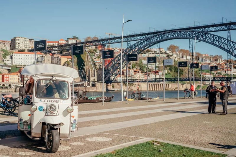 Porto: 2-Hour Shared Tuk-Tuk Tour - Serra do Pilar Photo Stop: 15 Minutes to Catch the Big Views and Reset