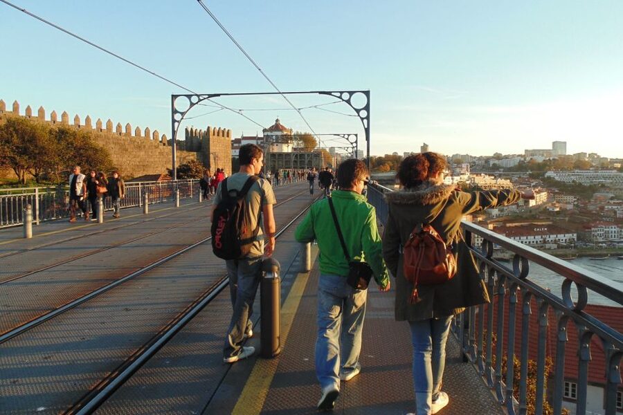 Porto: 3-Hour Downtown Walking Tour - Price, Walking Pace, and Who This Private Tour Suits
