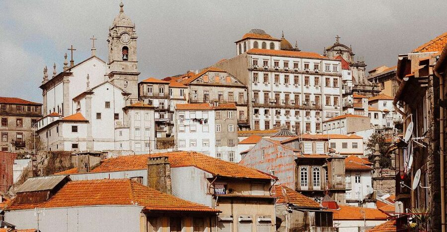 Porto: 3-Hour Guided Walking Tour - Ribeira terraces and the 18th-century iron bridge stop