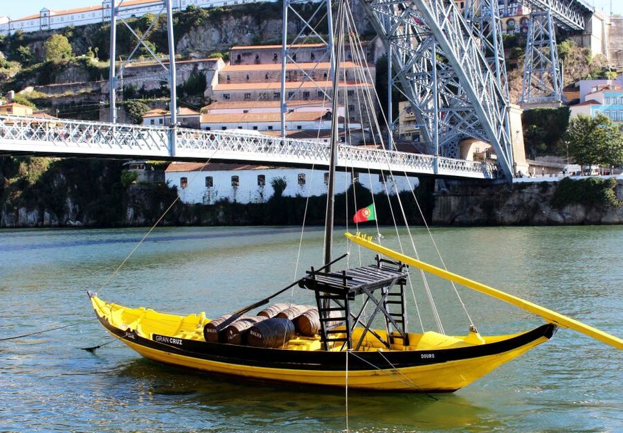 Porto: 3-Hour Walking City Tour & Lello Bookstore Visit - A smart way to orient yourself in Porto in just 3 hours