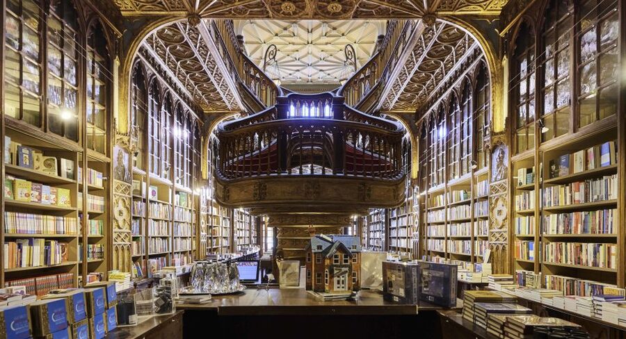 Porto: 3-Hour Walking City Tour & Lello Bookstore Visit - Porto Cathedral: why the stop matters beyond photos