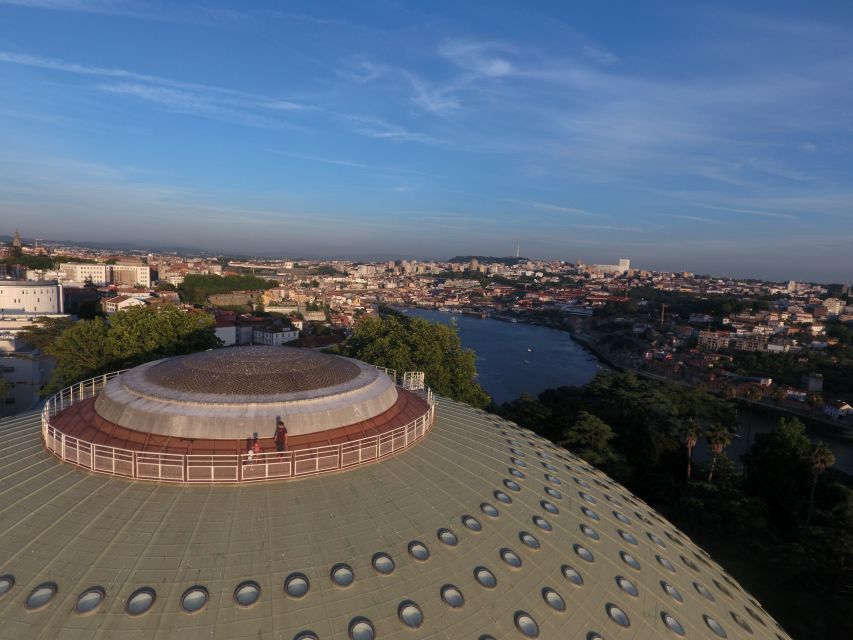 Porto 360 45 ' guided tour to Super Bock Arena - Stop 1: the historical exhibition in the Crystal Palace Gardens