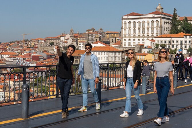 Porto 360°: Helicopter Flight, Guided Walking Tour & River Cruise - Comfort, limits, and who should book