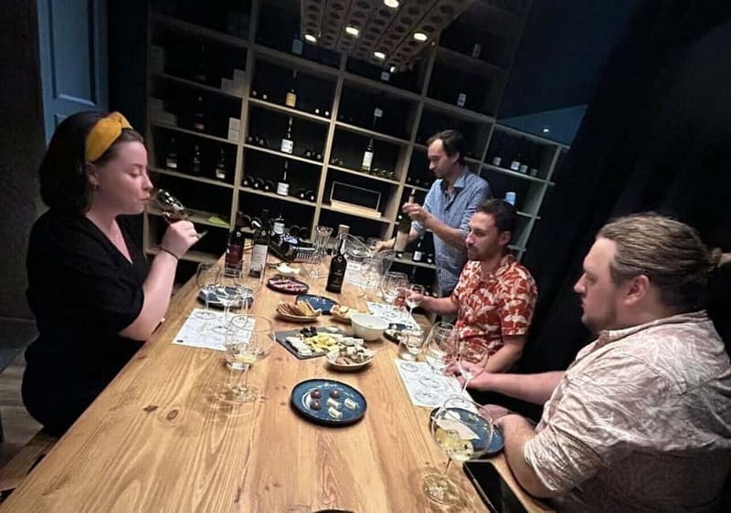 Porto: 5 Port Wine Tasting with Delicious Pairings - Where it fits in your Porto day: an easy stop before or after sightseeing